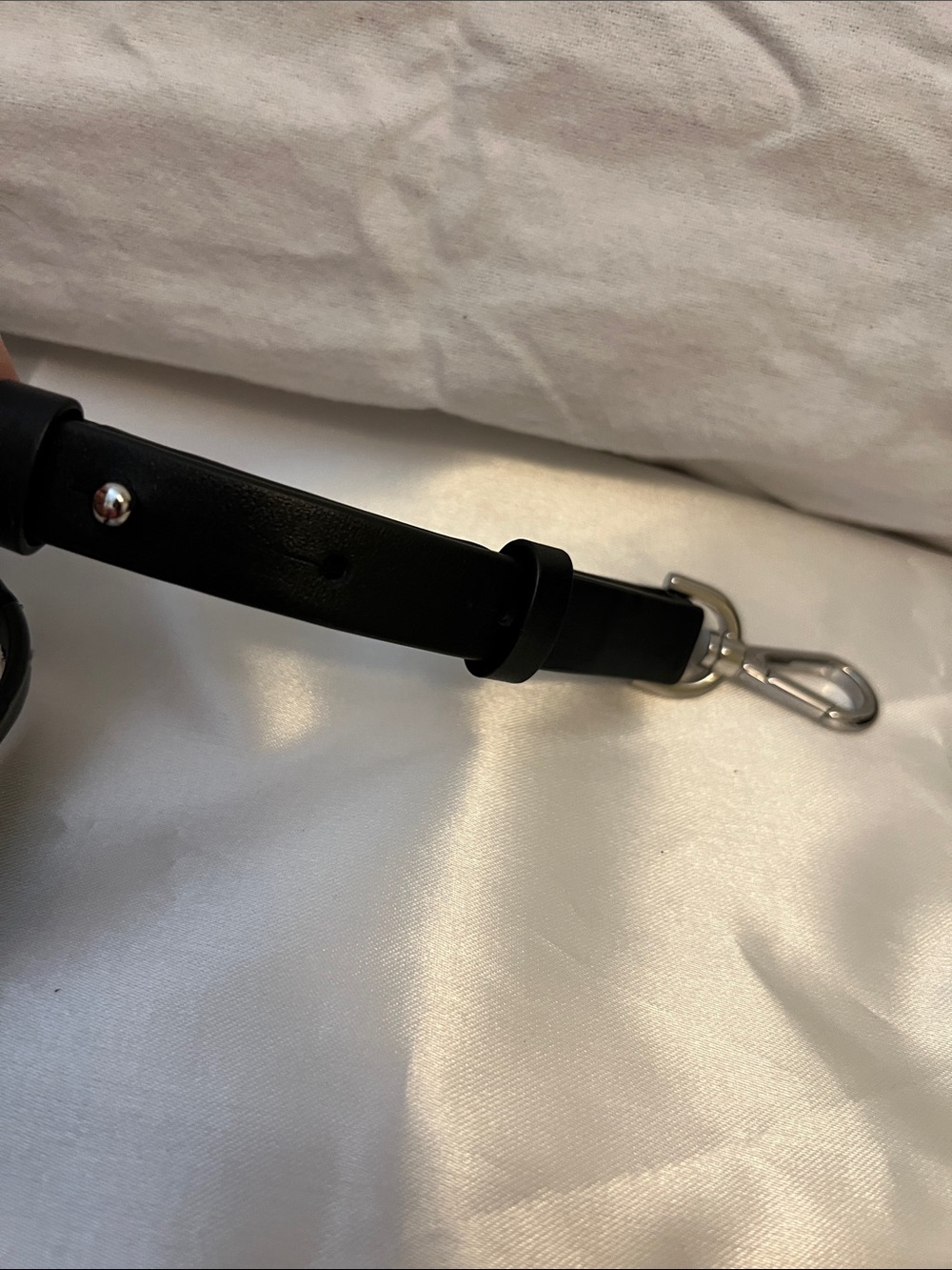 Michael Kors purse strap - Picture 4 of 5